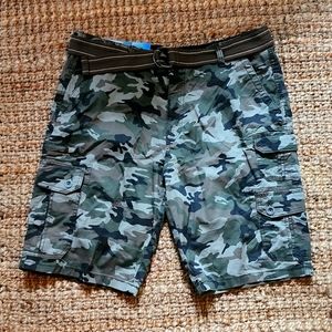 NWT Men's Camo Cargo Shorts